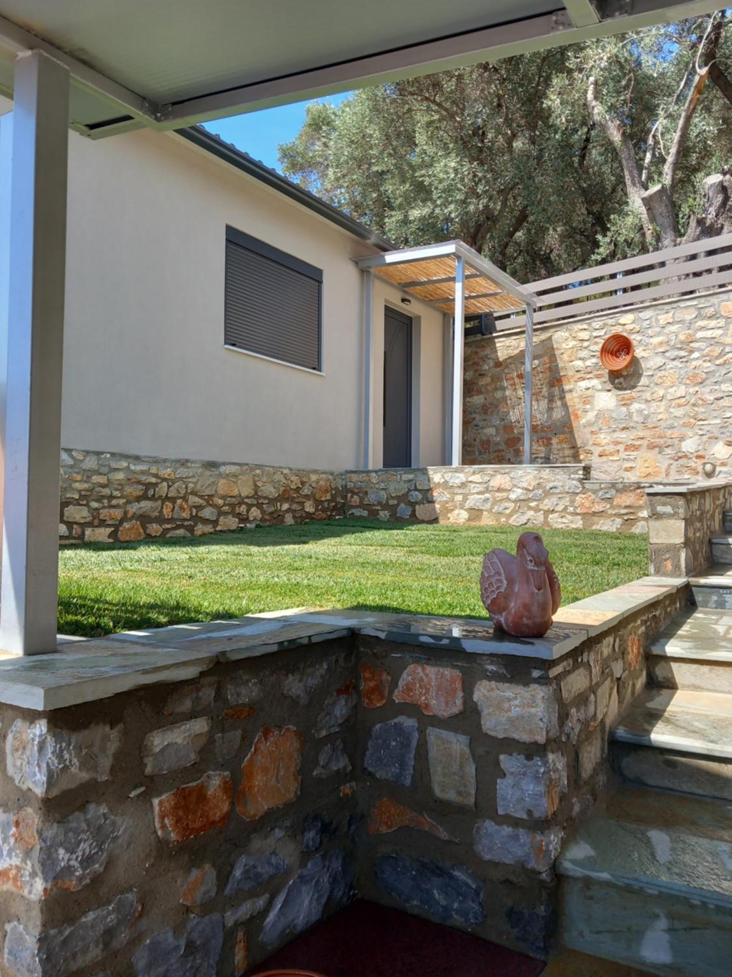Stavros Luxury Apartment Skiathos Town Exterior photo